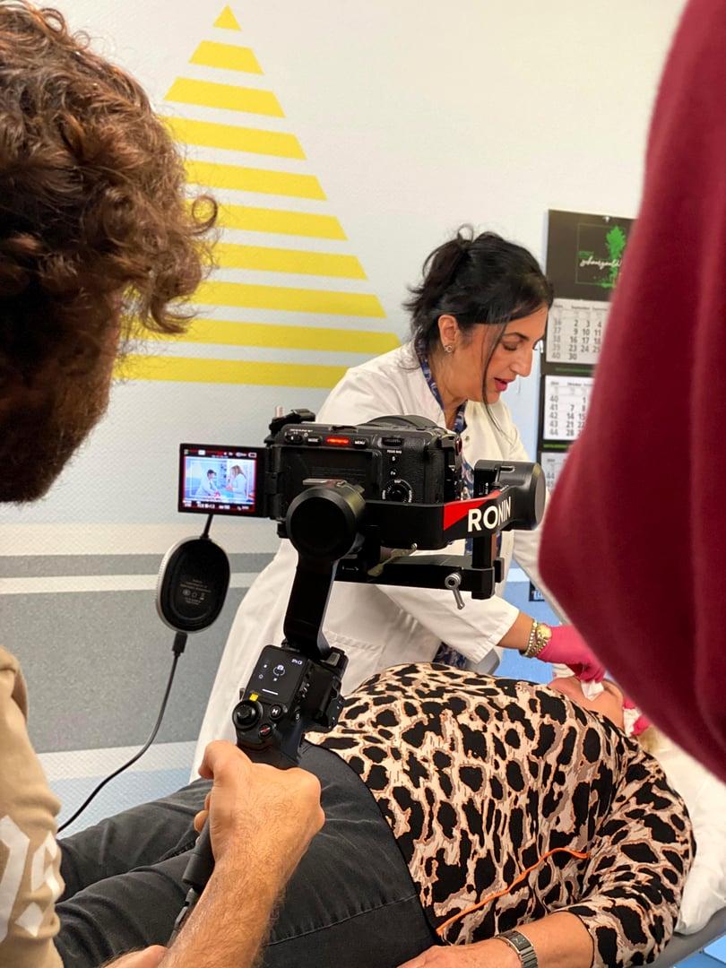 使用罗恩稳定器拍摄的医疗报道