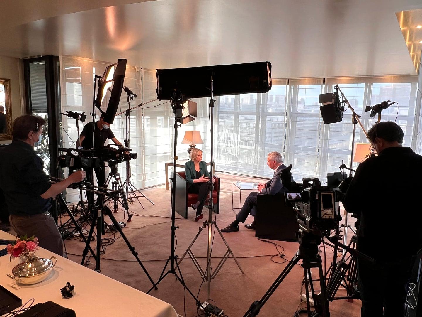 multicam Ministry of Economy Bloomberg 2